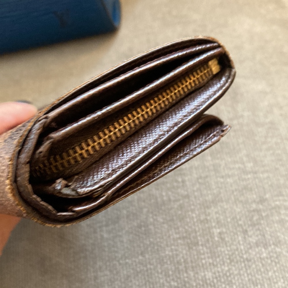 Louis Vuitton Damier Ebene Porte Monnaie Billets Tresor Wallet. - Picture 9 of 15